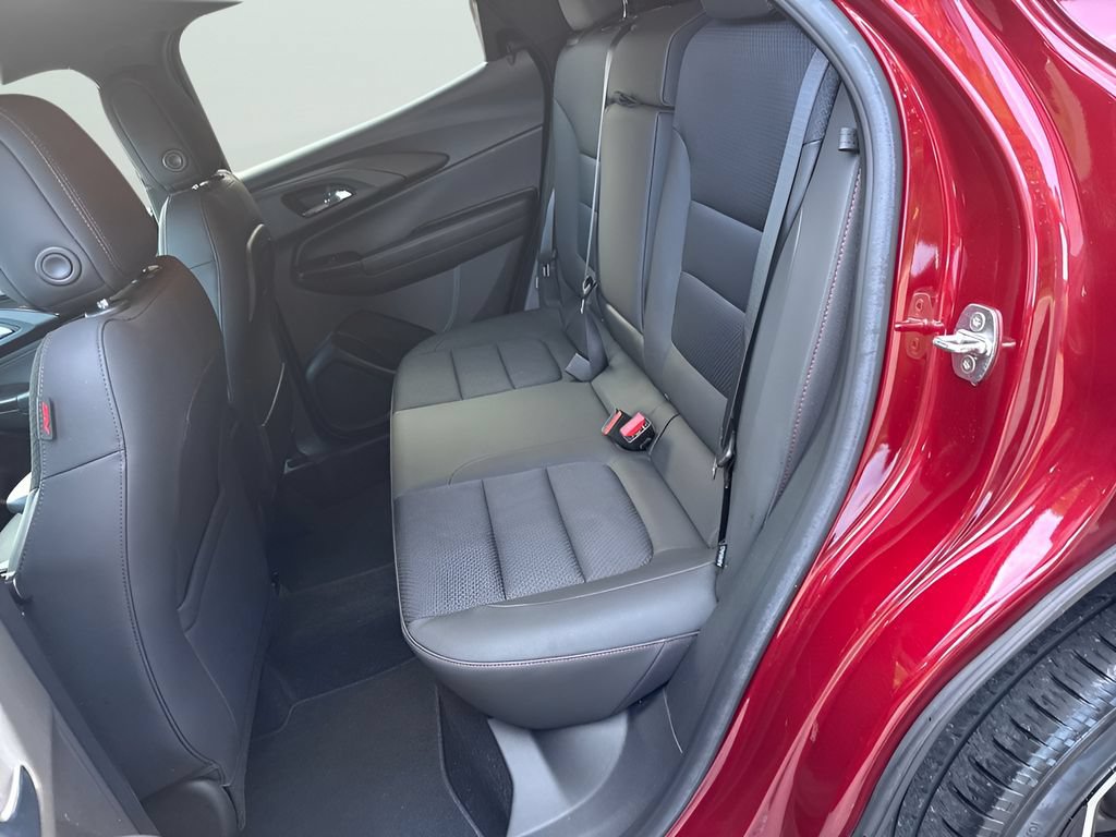 Used 2022 Chevrolet TrailBlazer RS w/ Technology Package AWD/4WD image 9
