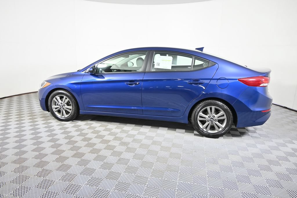 Used 2018 Hyundai Elantra Value Edition FWD image 3