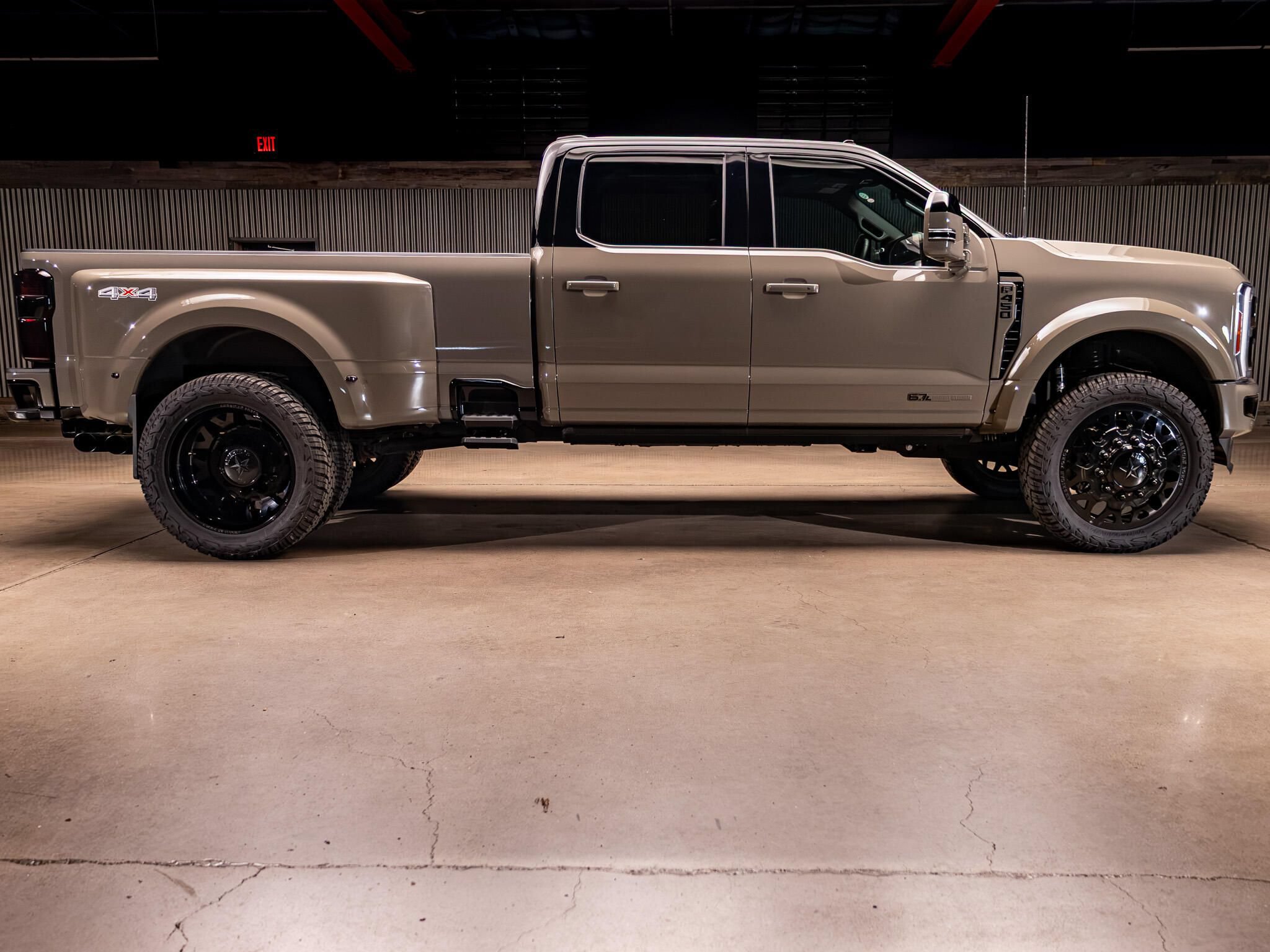 Used 2026 Ford F450 King Ranch w/ Chrome Package AWD/4WD image 12