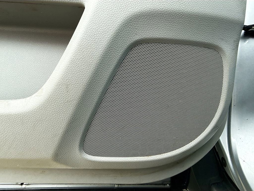 Used 2021 Honda Pilot EX image 19