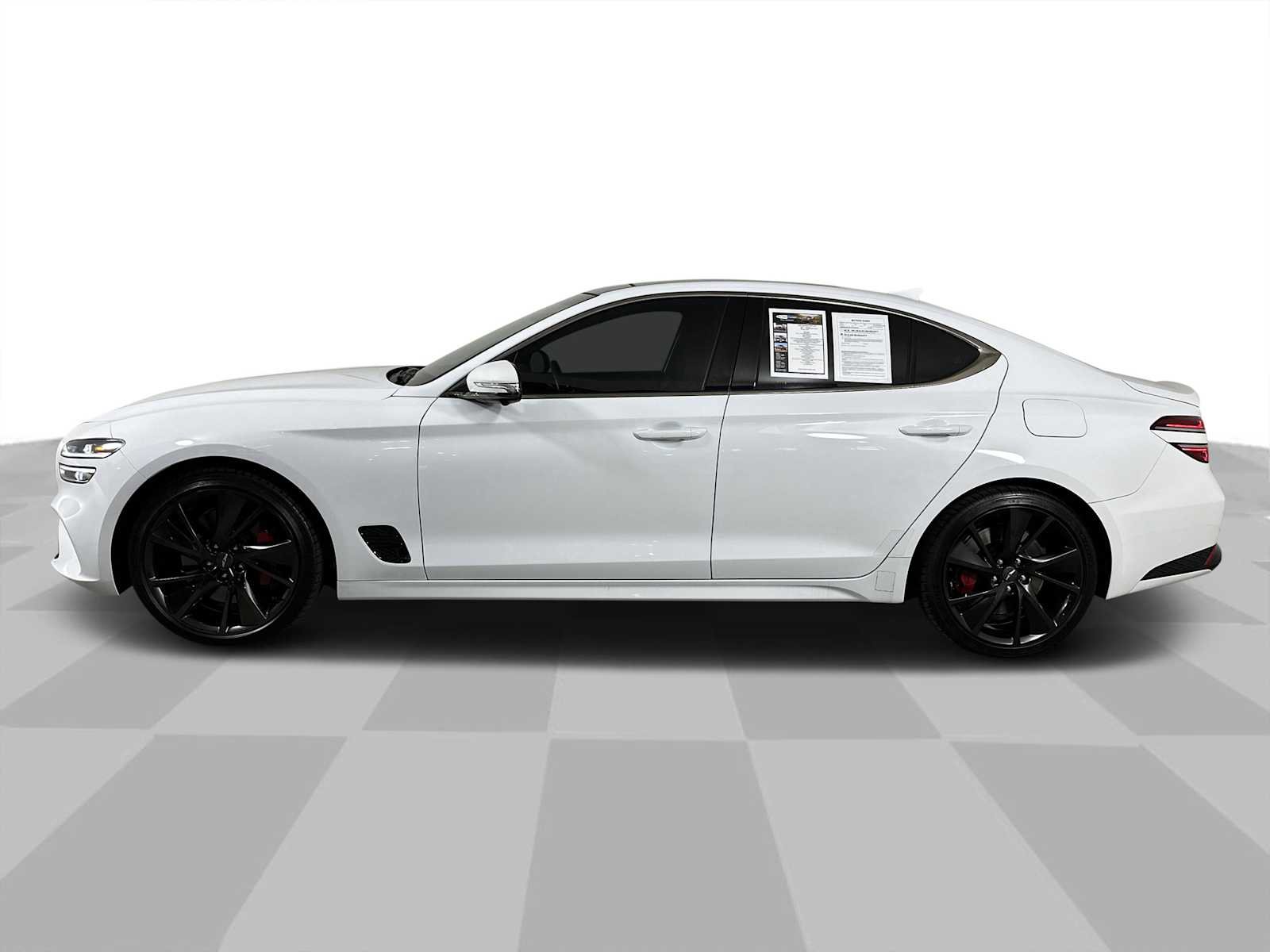 Used 2022 Genesis G70 3.3T image 4