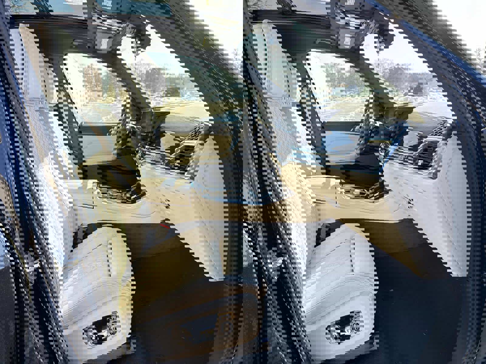 New 2026 BMW X5 xDrive40i w/ Executive Package image 16