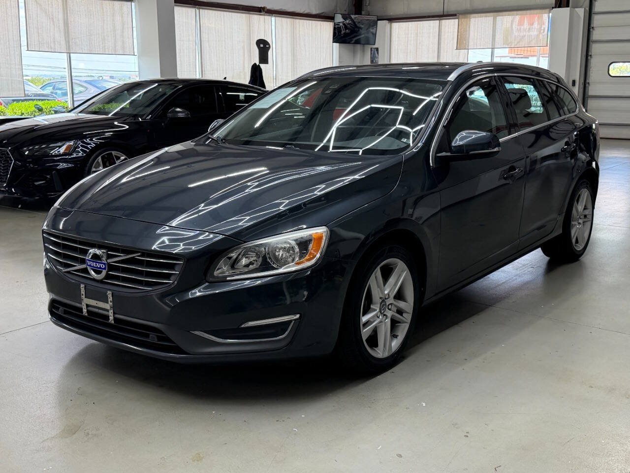 Used 2015 Volvo V60 T5 Premier FWD image 5