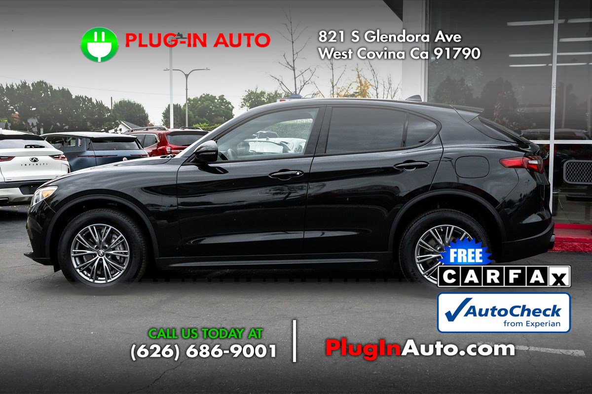 Used 2023 Alfa Romeo Stelvio Sprint image 5