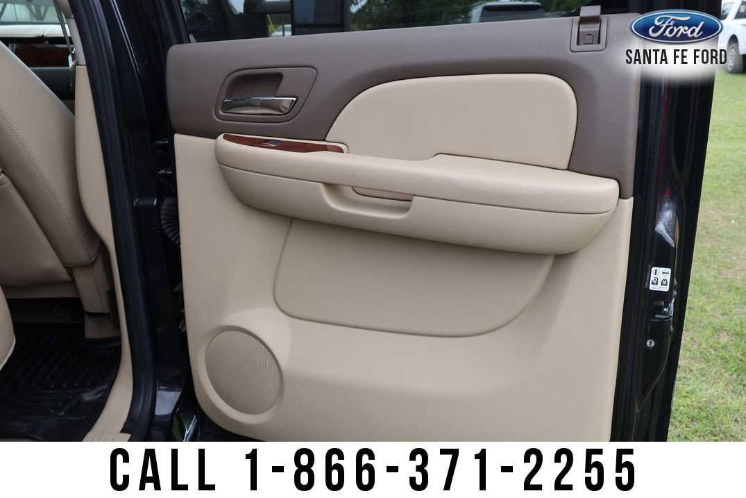 Used 2009 GMC Sierra 2500 SLT w/ Entertainment Package image 24
