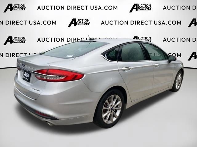 Used 2017 Ford Fusion SE FWD image 24