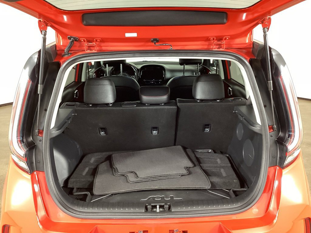 Used 2024 Kia Soul GT-Line w/ GT-Line Technology Package FWD image 29