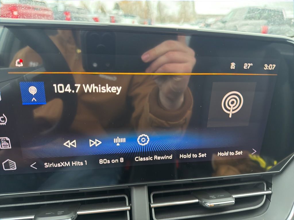 New 2026 Chevrolet Trax LT w/ Driver Confidence Package image 15