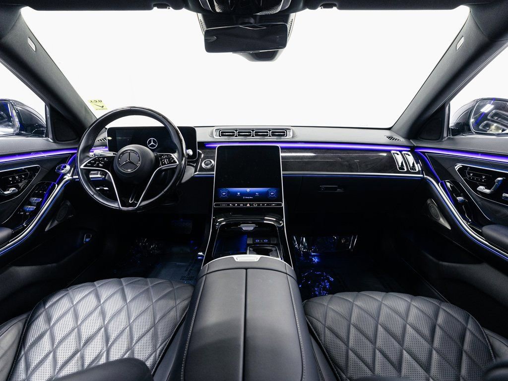 Used 2023 Mercedes-Benz S 580e 4MATIC Sedan image 29
