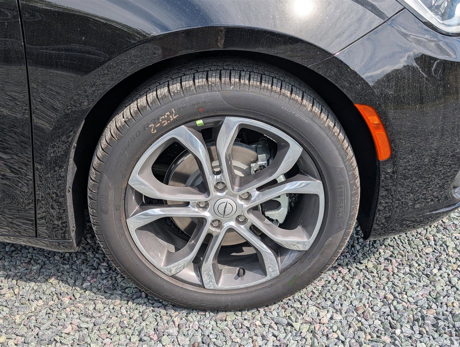 New 2026 Chrysler Pacifica Pinnacle image 5