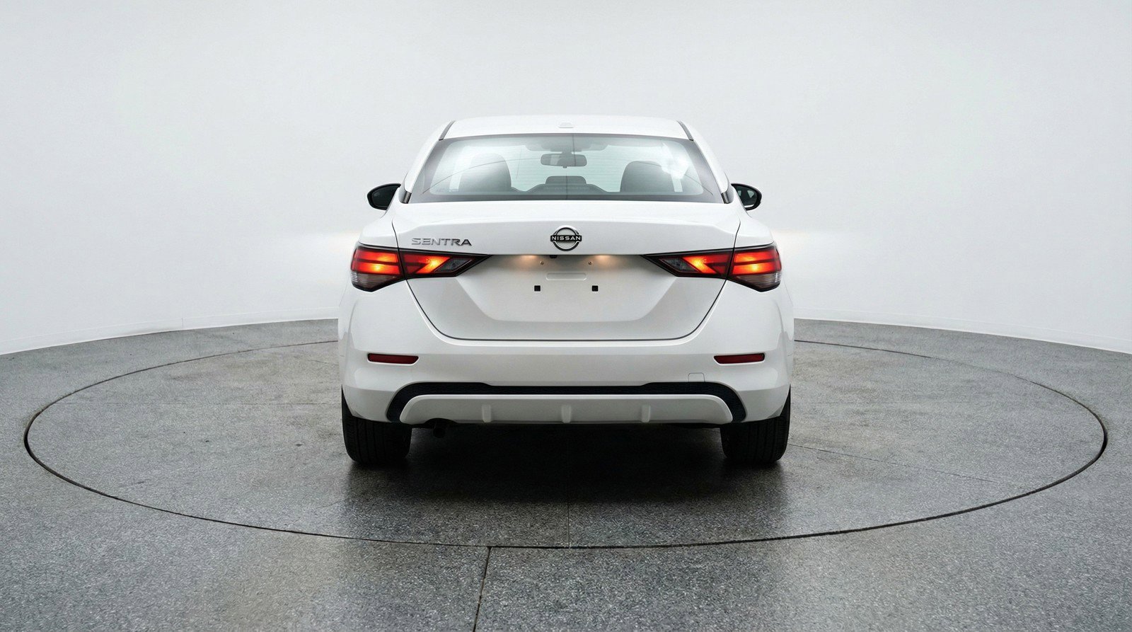 Used 2025 Nissan Sentra SV image 7