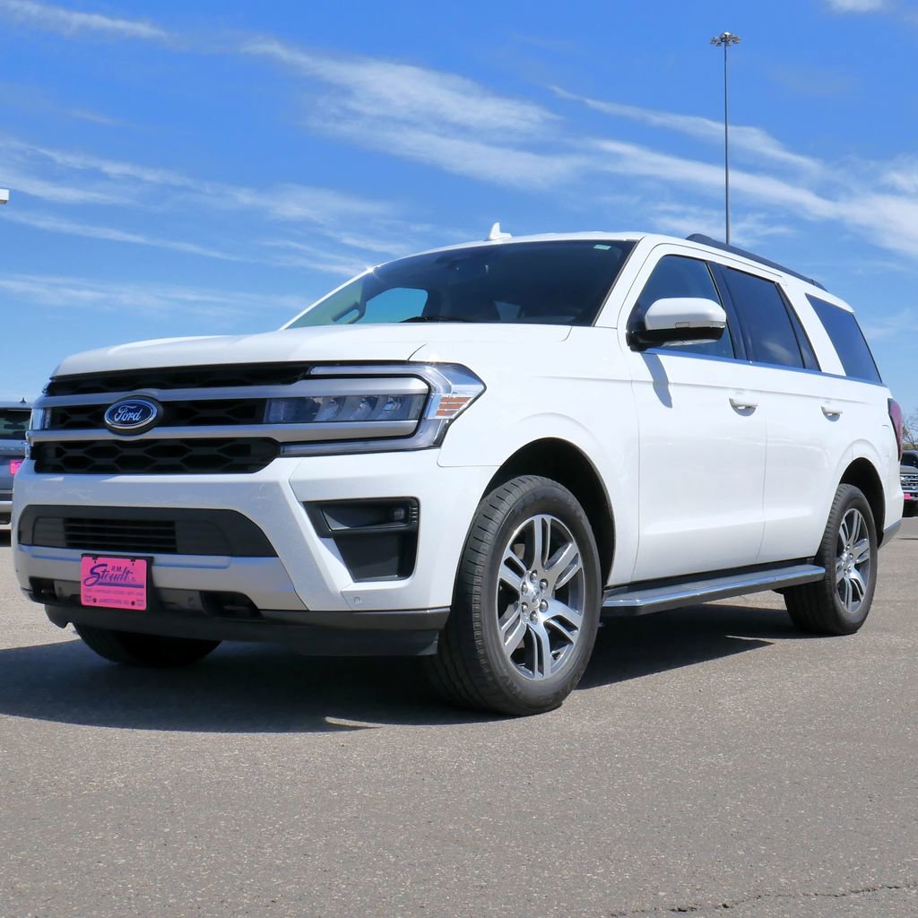 Used 2022 Ford Expedition XLT AWD/4WD image 15
