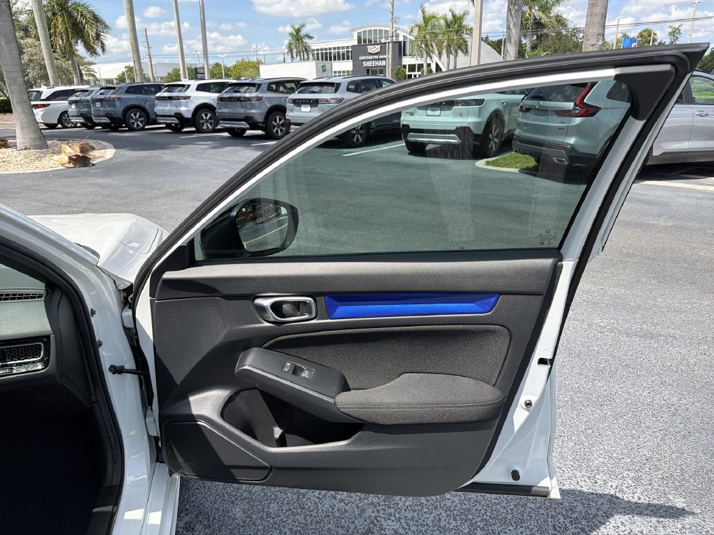 Certified 2025 Honda Civic FWD Hybrid Sedan image 32