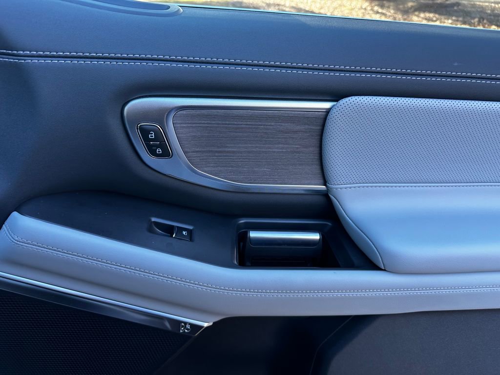 New 2025 Ford Expedition Platinum w/ Platinum Ultimate Package image 37