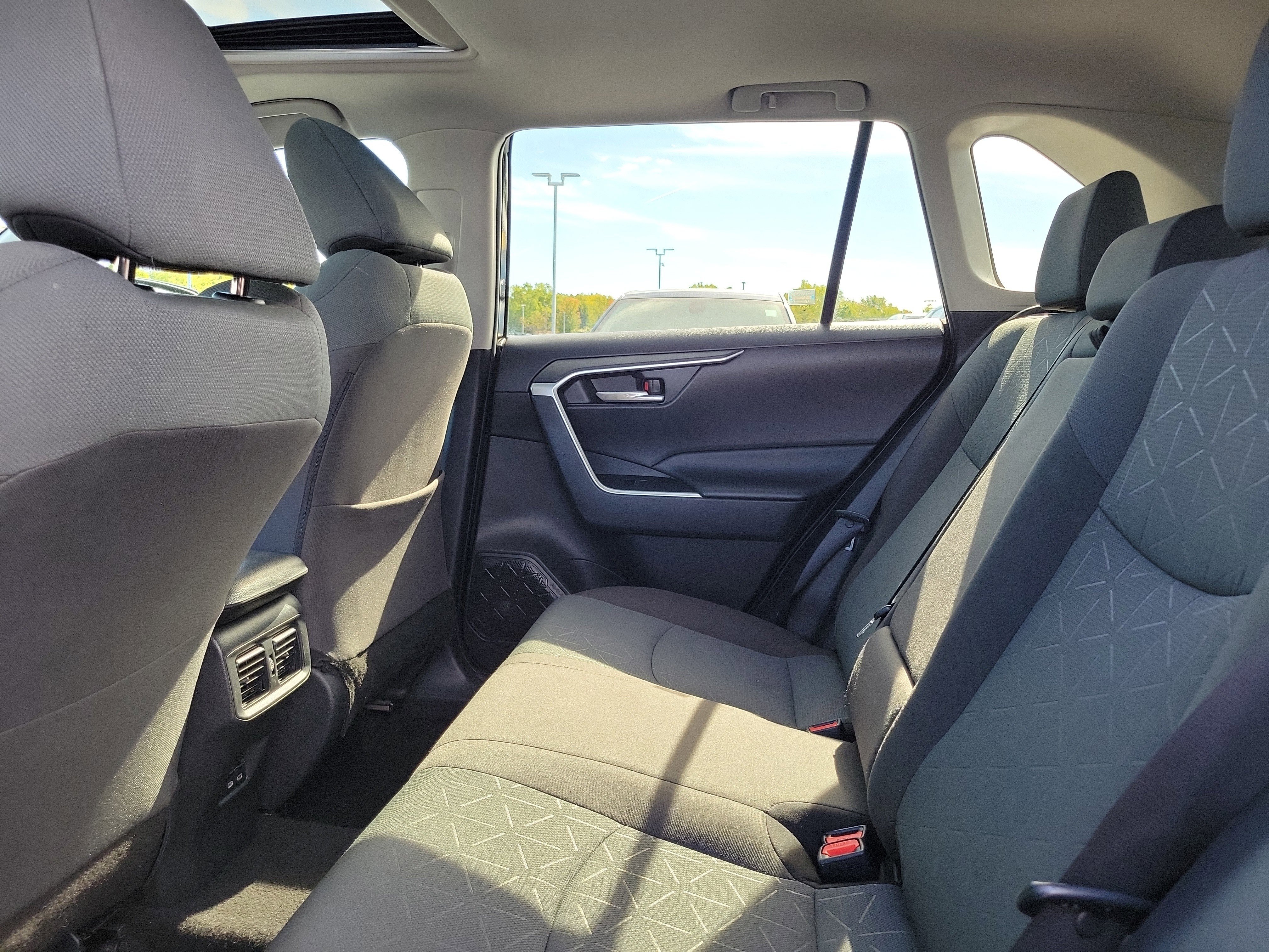 Used 2023 Toyota RAV4 XLE w/ Convenience Package image 11