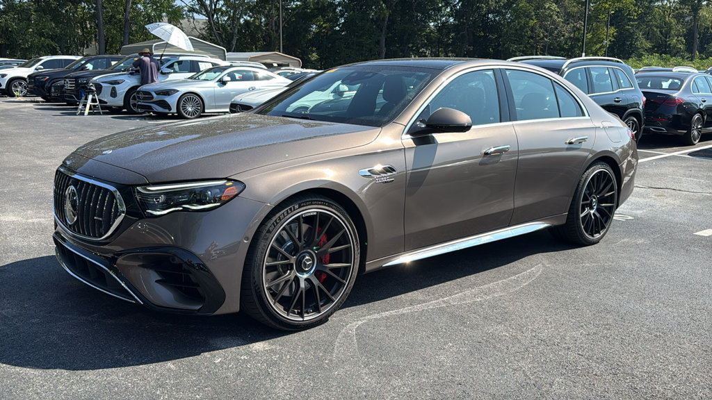 Used 2026 Mercedes-Benz E 53 AMG e 4MATIC Sedan image 7