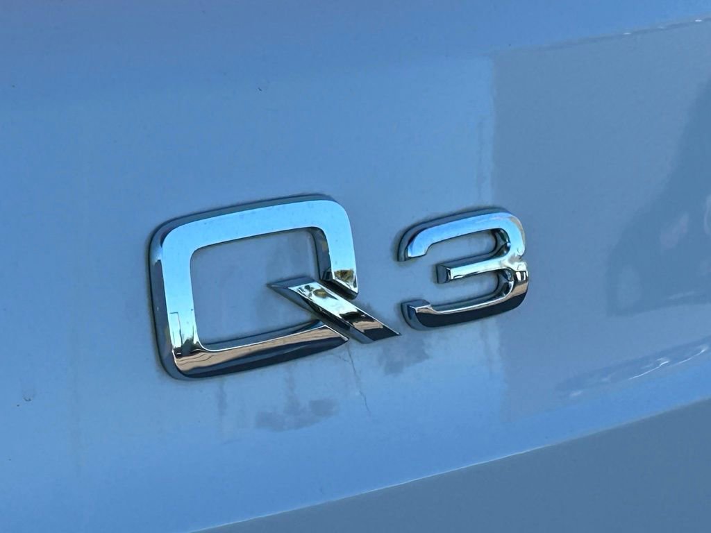 Used 2021 Audi Q3 2.0T Premium image 58