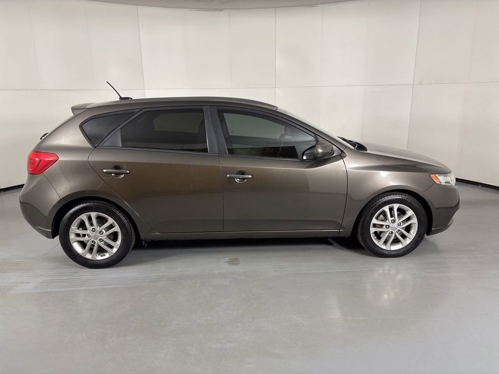 Used 2012 Kia Forte EX image 9