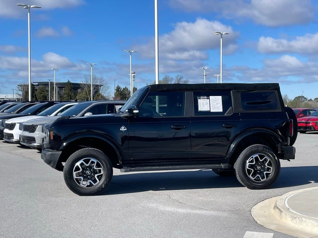 Used 2022 Ford Bronco Outer Banks image 4