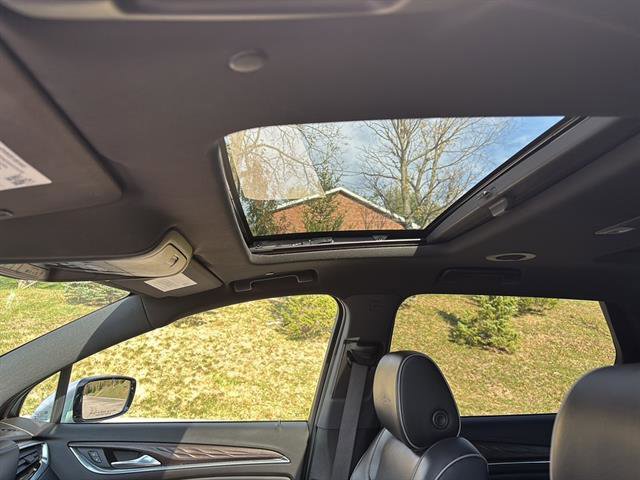 Used 2022 Buick Enclave Avenir w/ Avenir Technology Package image 15