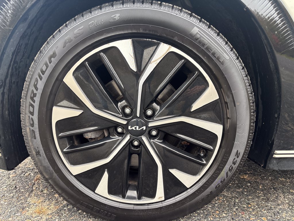 Certified 2023 Kia EV6 Wind AWD/4WD image 26