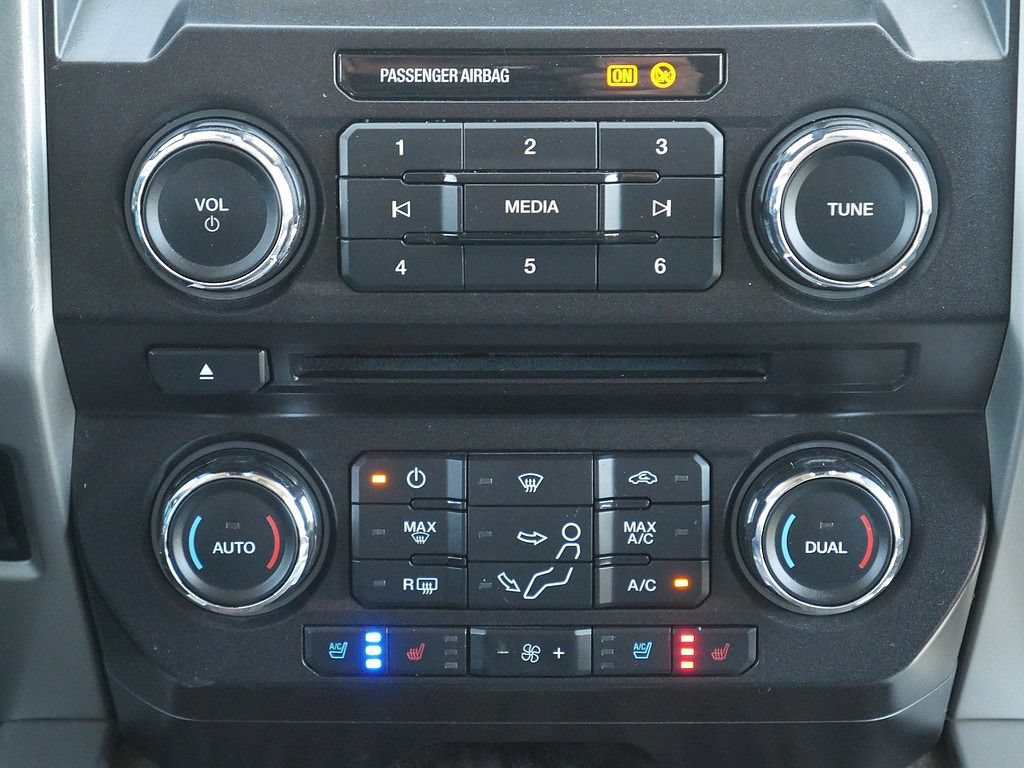 Used 2018 Ford F350 Lariat w/ Chrome Package AWD/4WD image 24