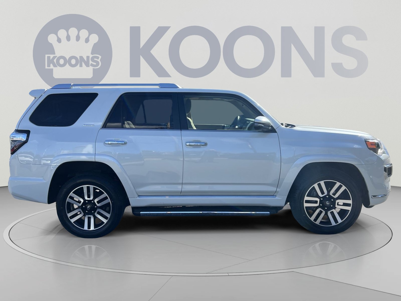 Used 2022 Toyota 4Runner Limited AWD/4WD image 8