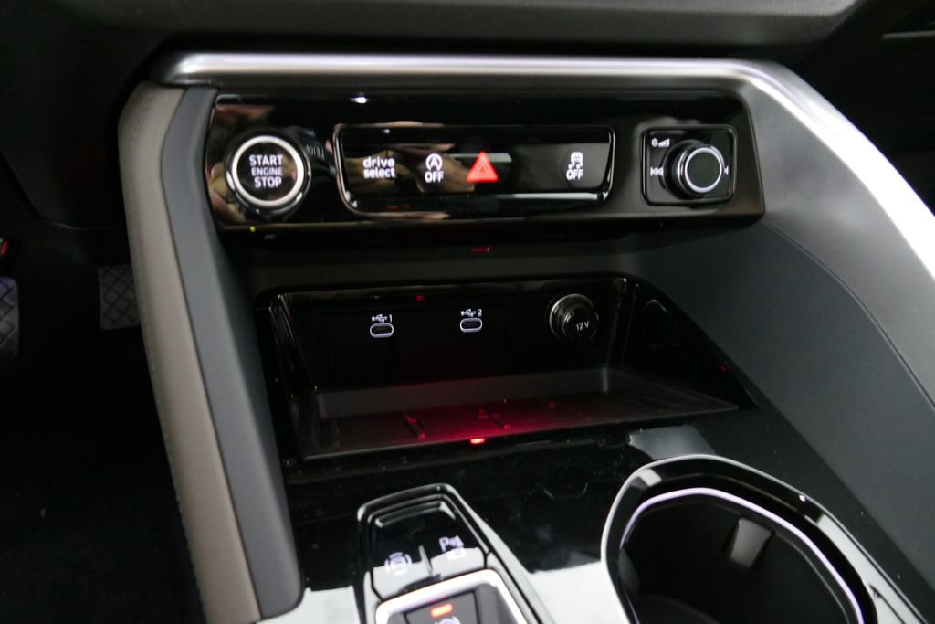 New 2026 Audi Q5 Premium Plus AWD/4WD image 17