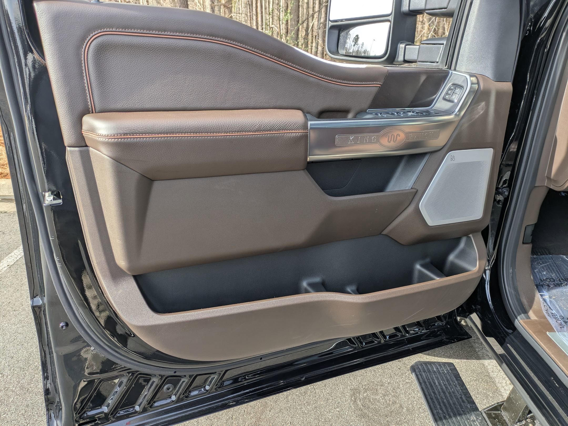 New 2026 Ford F250 King Ranch w/ Chrome Package image 9