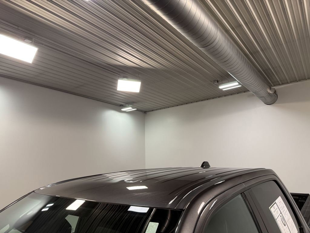 Used 2024 RAM 1500 Laramie image 43
