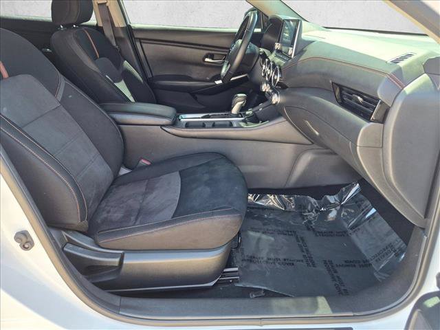 Used 2022 Nissan Sentra SR w/ Lighting Package FWD image 21