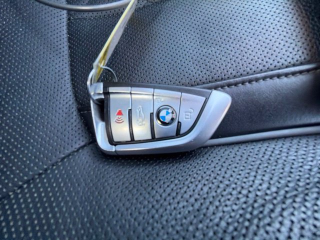 Used 2020 BMW 750i xDrive w/ M Sport Package AWD/4WD image 46