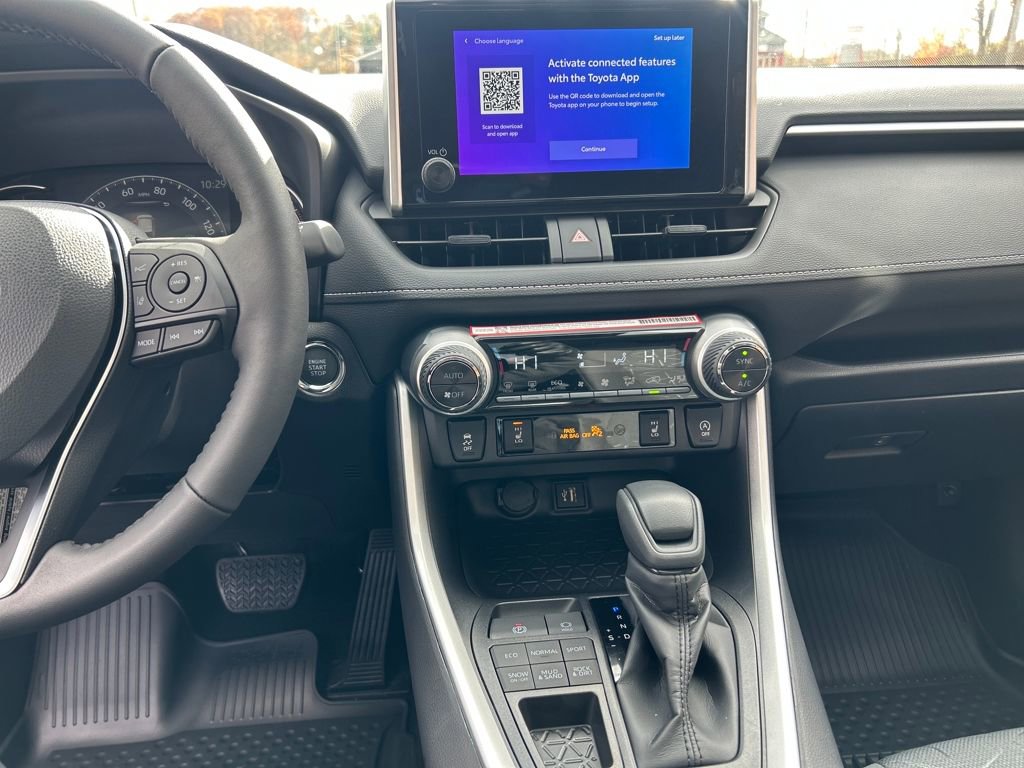New 2025 Toyota RAV4 XLE image 11