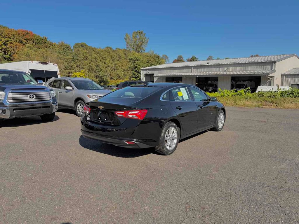 Used 2020 Chevrolet Malibu LT image 7