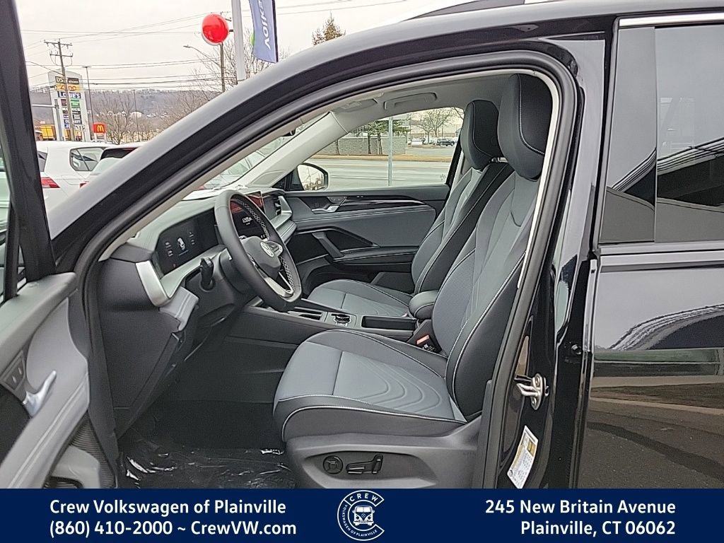 New 2026 Volkswagen Tiguan SE image 13