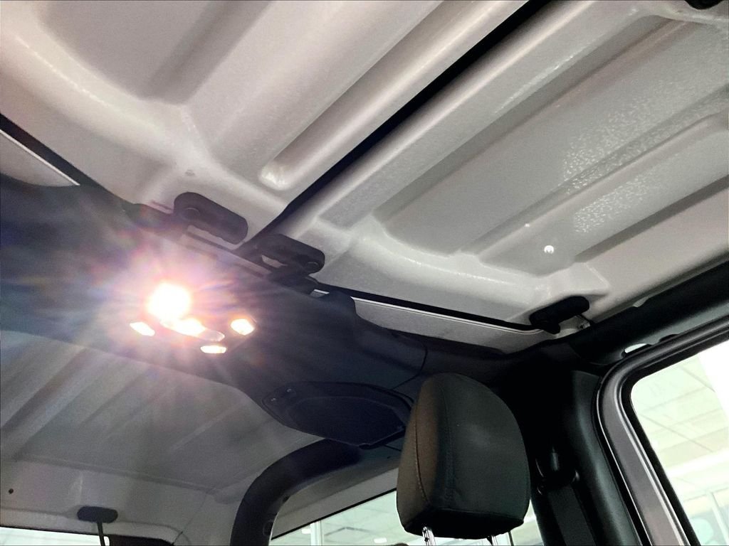 Used 2023 Jeep Wrangler Sport AWD/4WD image 22
