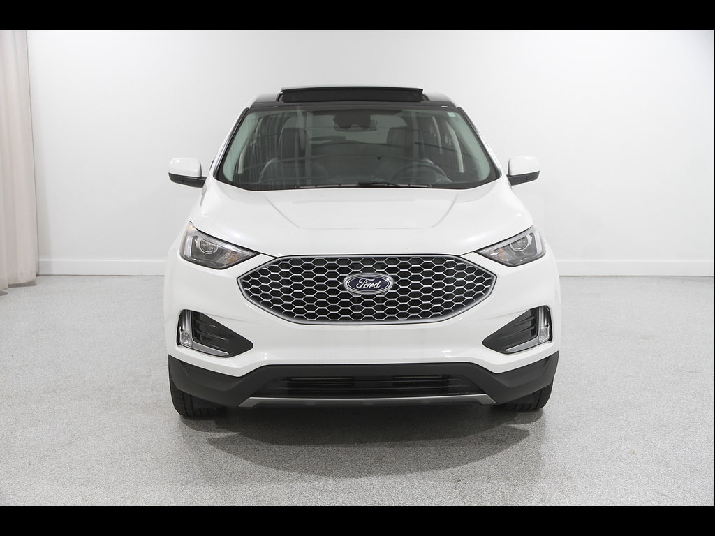 Used 2024 Ford Edge SEL w/ Convenience Package AWD/4WD image 2