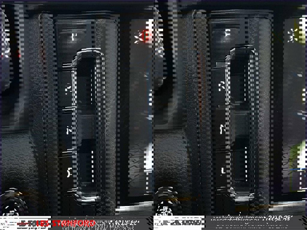 Certified 2024 GMC Yukon XL Denali image 29