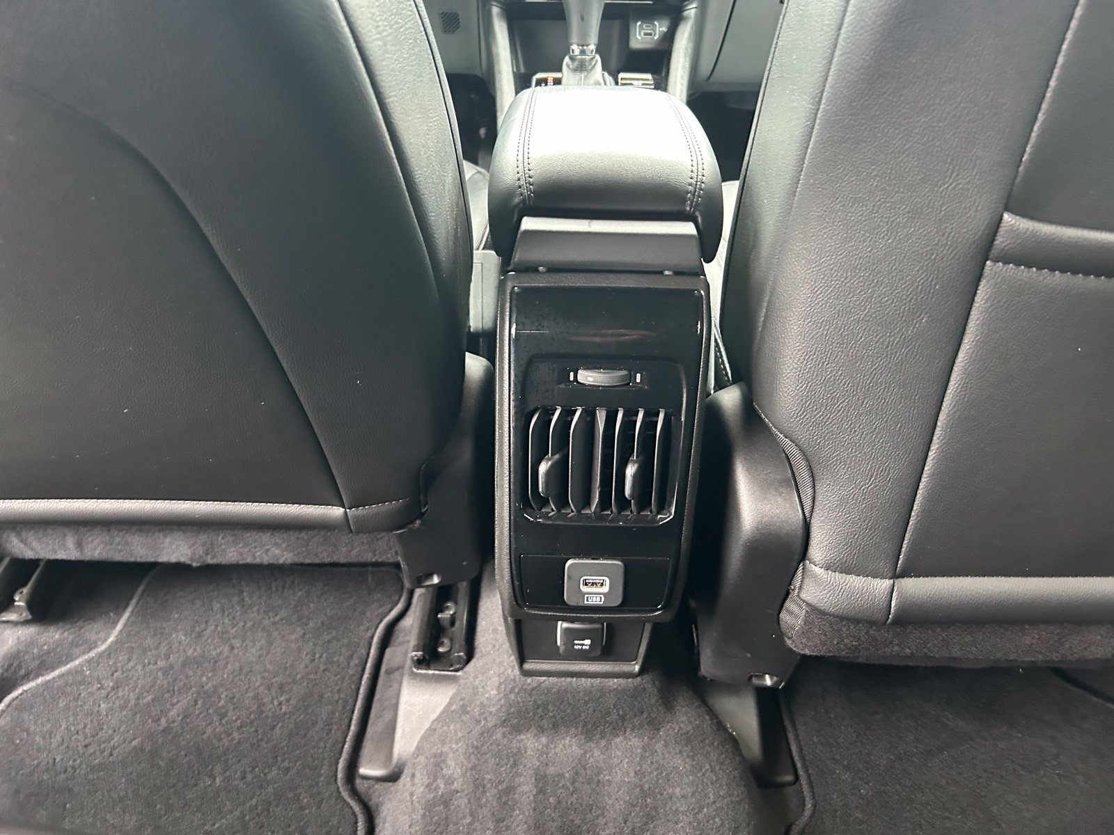 Used 2025 Jeep Compass Limited AWD/4WD image 25