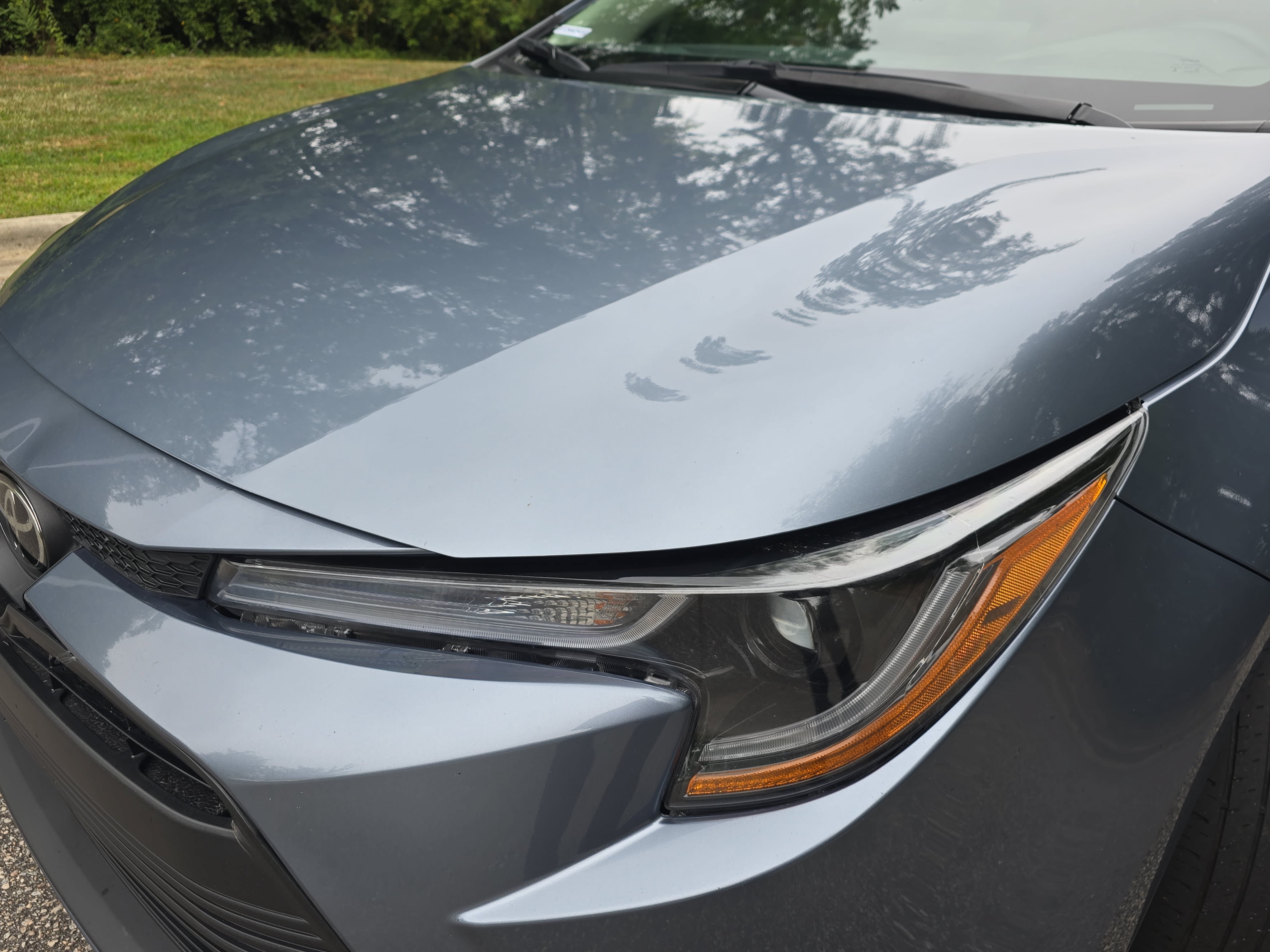 Used 2025 Toyota Corolla LE FWD image 28