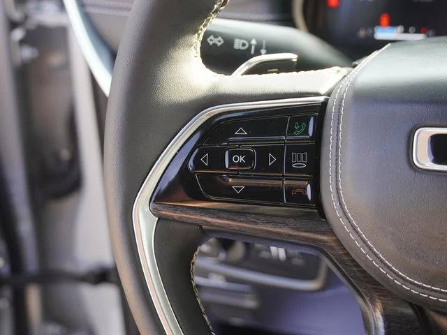 Certified 2023 Jeep Grand Cherokee L Overland w/ Luxury Tech Group IV AWD/4WD image 30