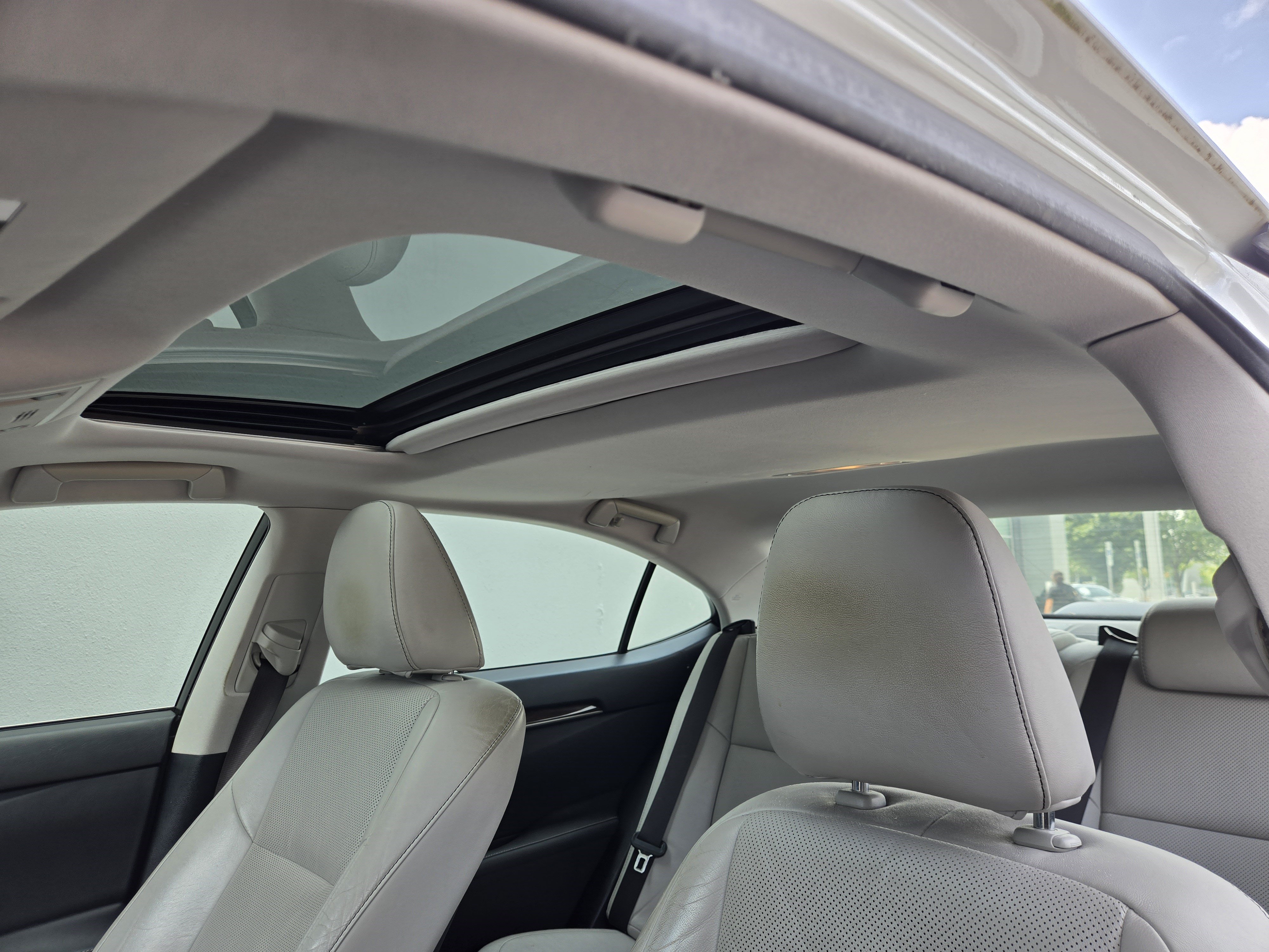 Used 2013 Lexus ES 350 w/ Luxury Pkg FWD image 33