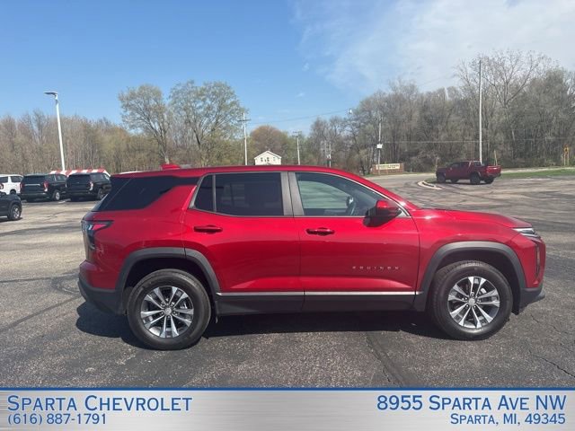 Used 2025 Chevrolet Equinox LT AWD/4WD image 2