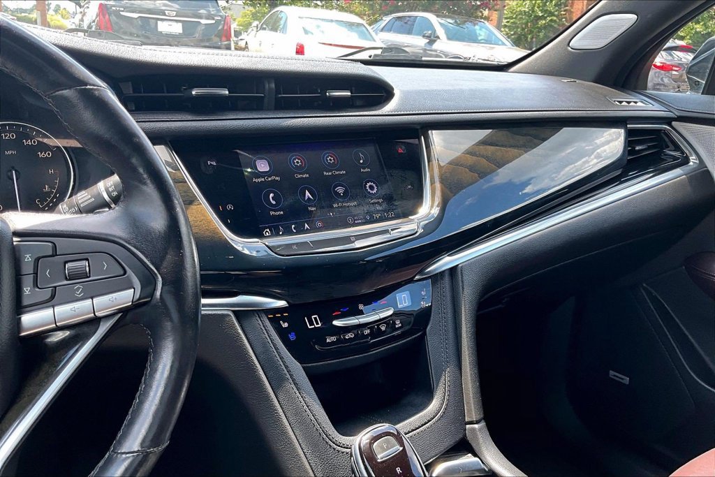 Used 2021 Cadillac XT6 Premium Luxury AWD/4WD image 14