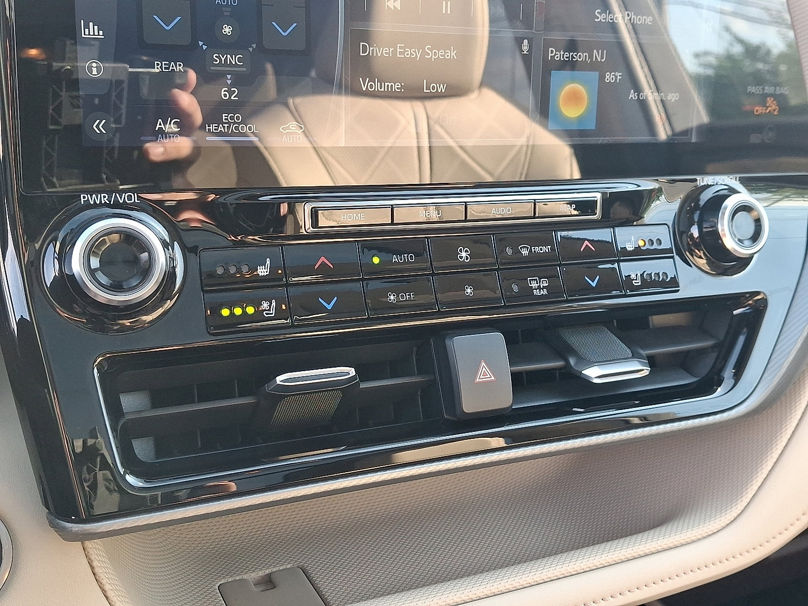 Used 2020 Toyota Highlander Platinum AWD/4WD image 17