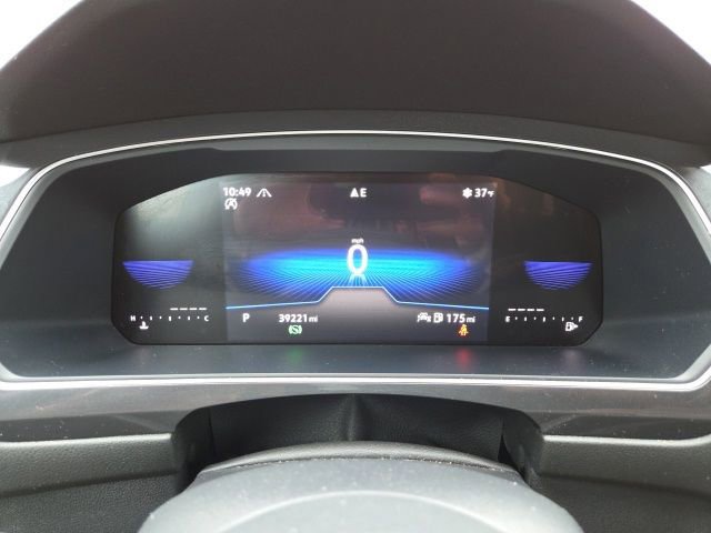 Certified 2024 Volkswagen Tiguan SE image 13