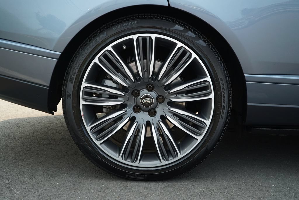Used 2019 Land Rover Range Rover Supercharged AWD/4WD image 37