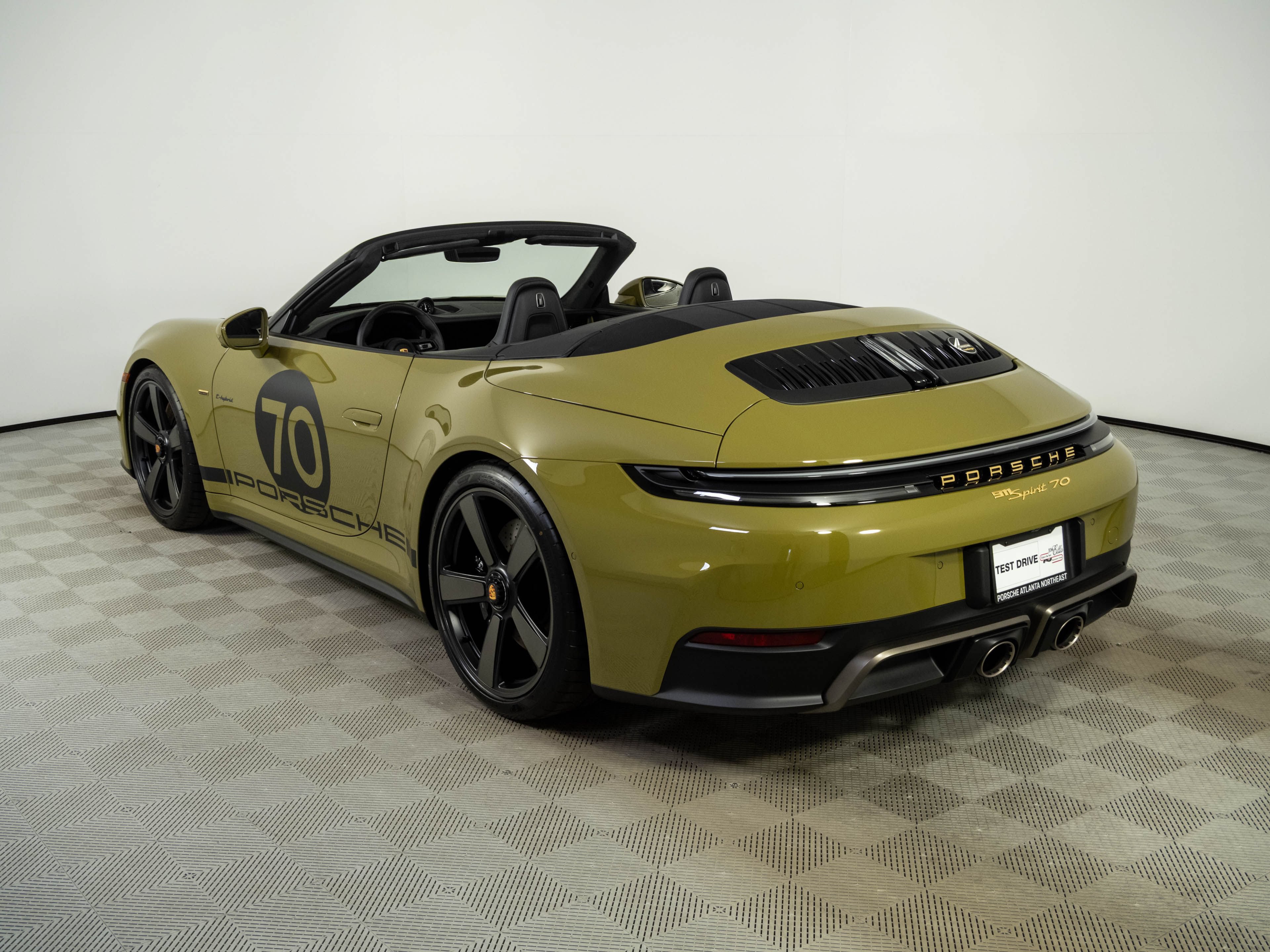 New 2026 Porsche 911 GTS RWD image 3
