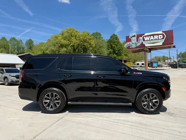 Used 2022 Chevrolet Tahoe Z71 w/ Luxury Package AWD/4WD image 3