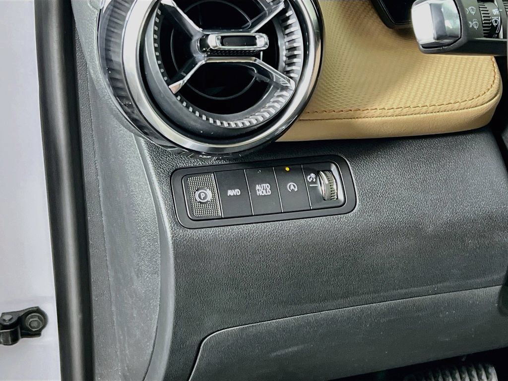 New 2027 Chevrolet Equinox ACTIV AWD/4WD image 10